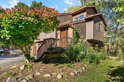 Photo of 15 Hickory Hollow Drive, Madison, WI 53705 (MLS # 2034036)