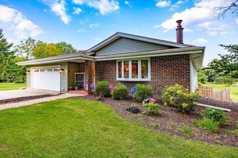 Photo of 5110 N Waverly Drive, Milton, WI 53563 (MLS # 2031526)