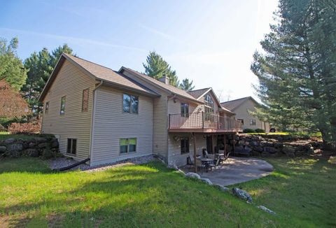 Photo of E4564 E Sherwood Drive, Spring Green, WI 53588 (MLS # 2021272)