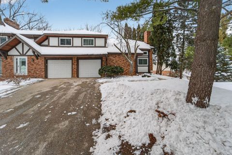 Photo of 1222 N Gammon Road, Middleton, WI 53562 (MLS # 2013603)