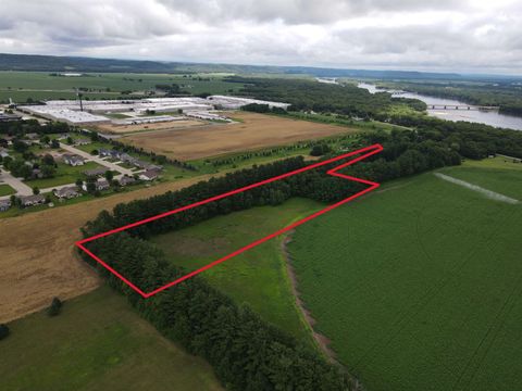 Photo of 5.78 Acres Highbanks Lane, Spring Green, WI 53588 (MLS # 2019170)