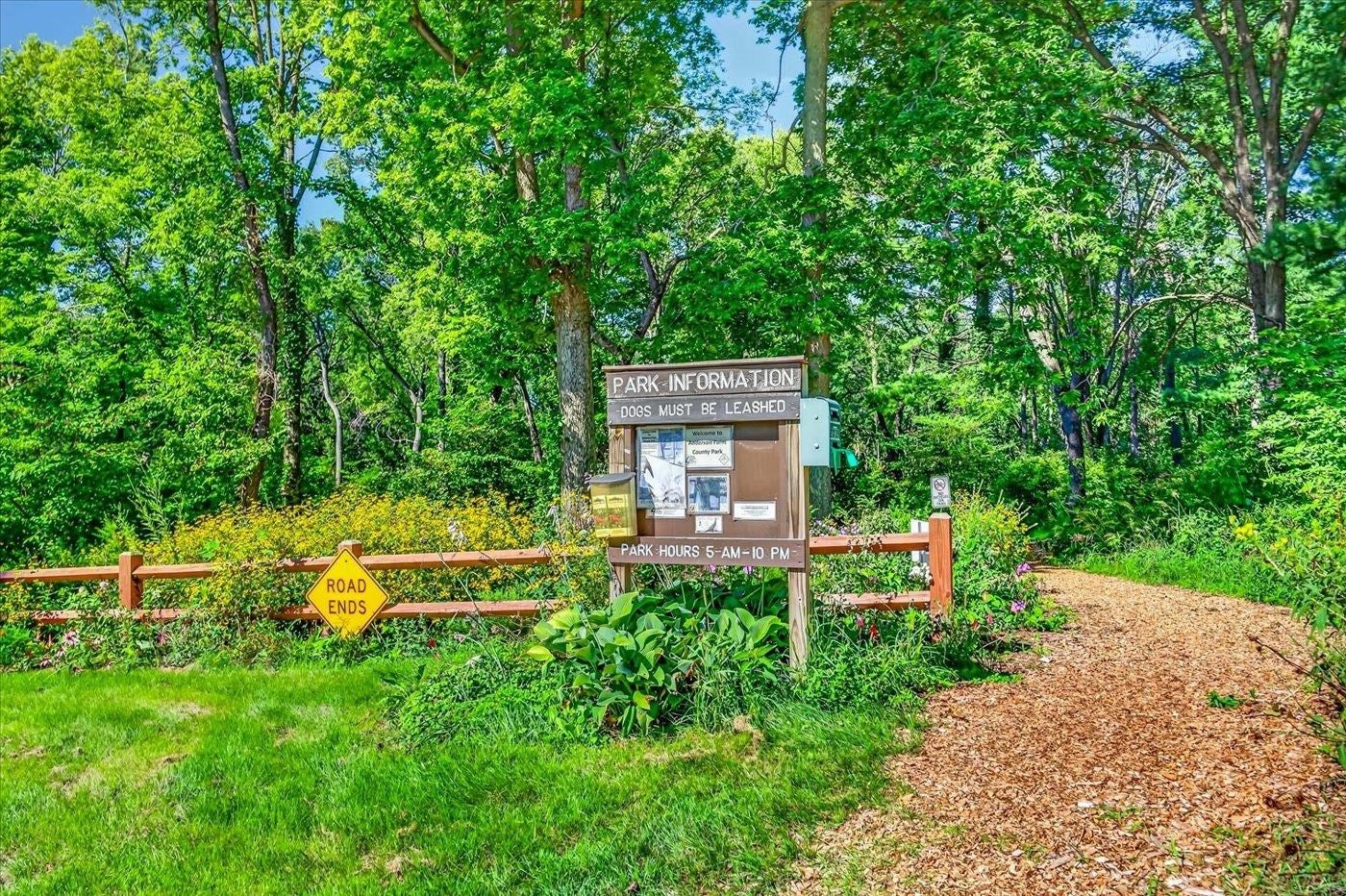 827 Ridge View Lane