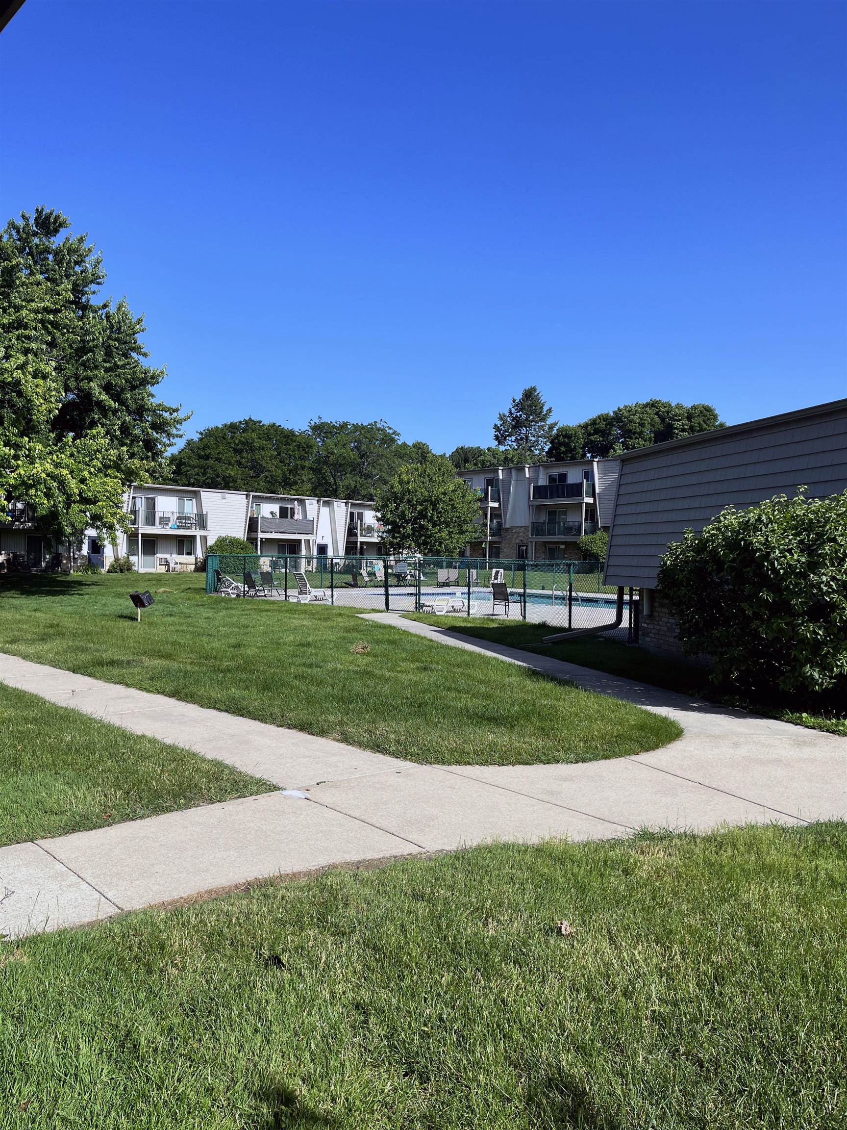 4322 Melody Lane 110