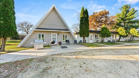 Tiny photo for 10555 Freedom Rd, Tomah, WI 54660 (MLS # 2016136)