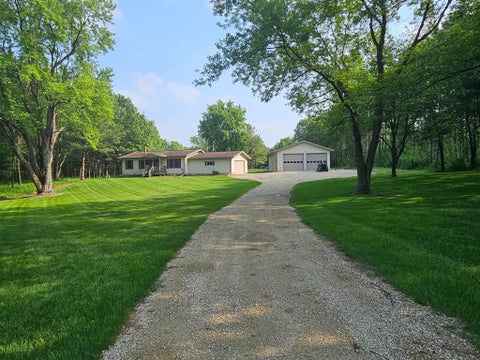 Photo of W8969 County Road P, Almond, WI 54909 (MLS # 2033941)