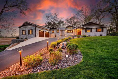 Photo of N2407 & N2413 Kunz Road, Fort Atkinson, WI 53538 (MLS # 2020357)
