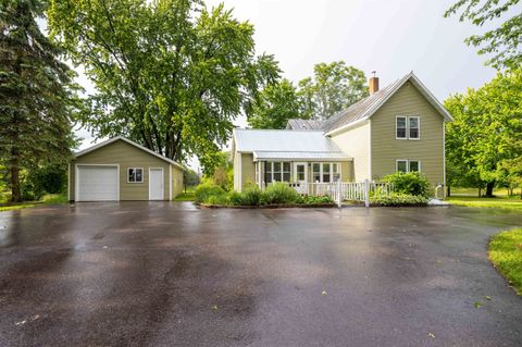 Photo of 2121 County G Road, Westfield, WI 53964 (MLS # 2026781)