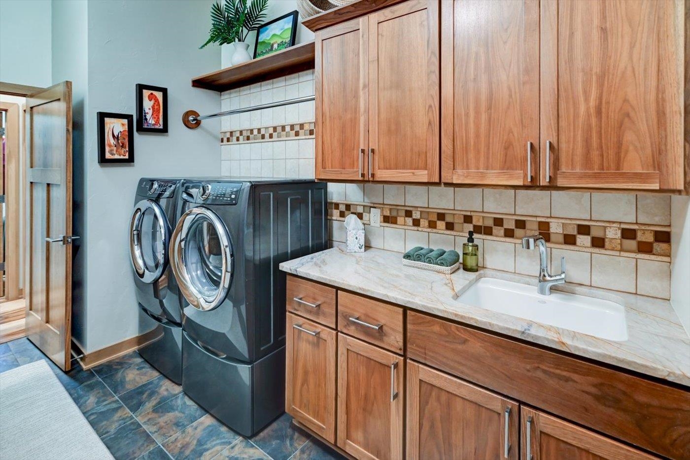 Edgerton, Wisconsin 53534, United States, 3 Bedrooms Bedrooms, ,3 BathroomsBathrooms,Residential,Active,189515