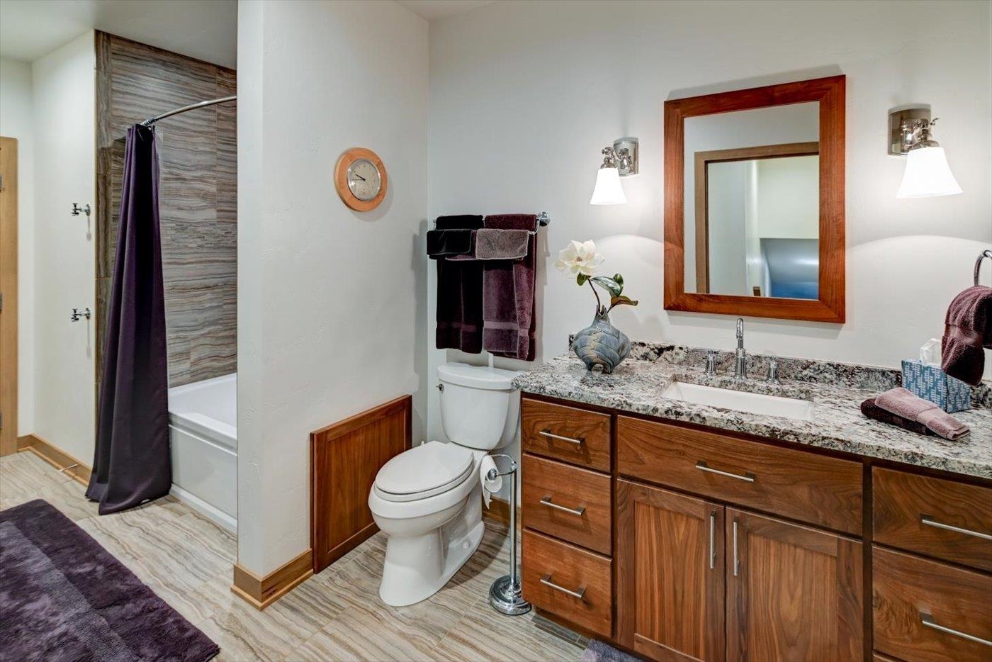 Edgerton, Wisconsin 53534, United States, 3 Bedrooms Bedrooms, ,3 BathroomsBathrooms,Residential,Active,189515