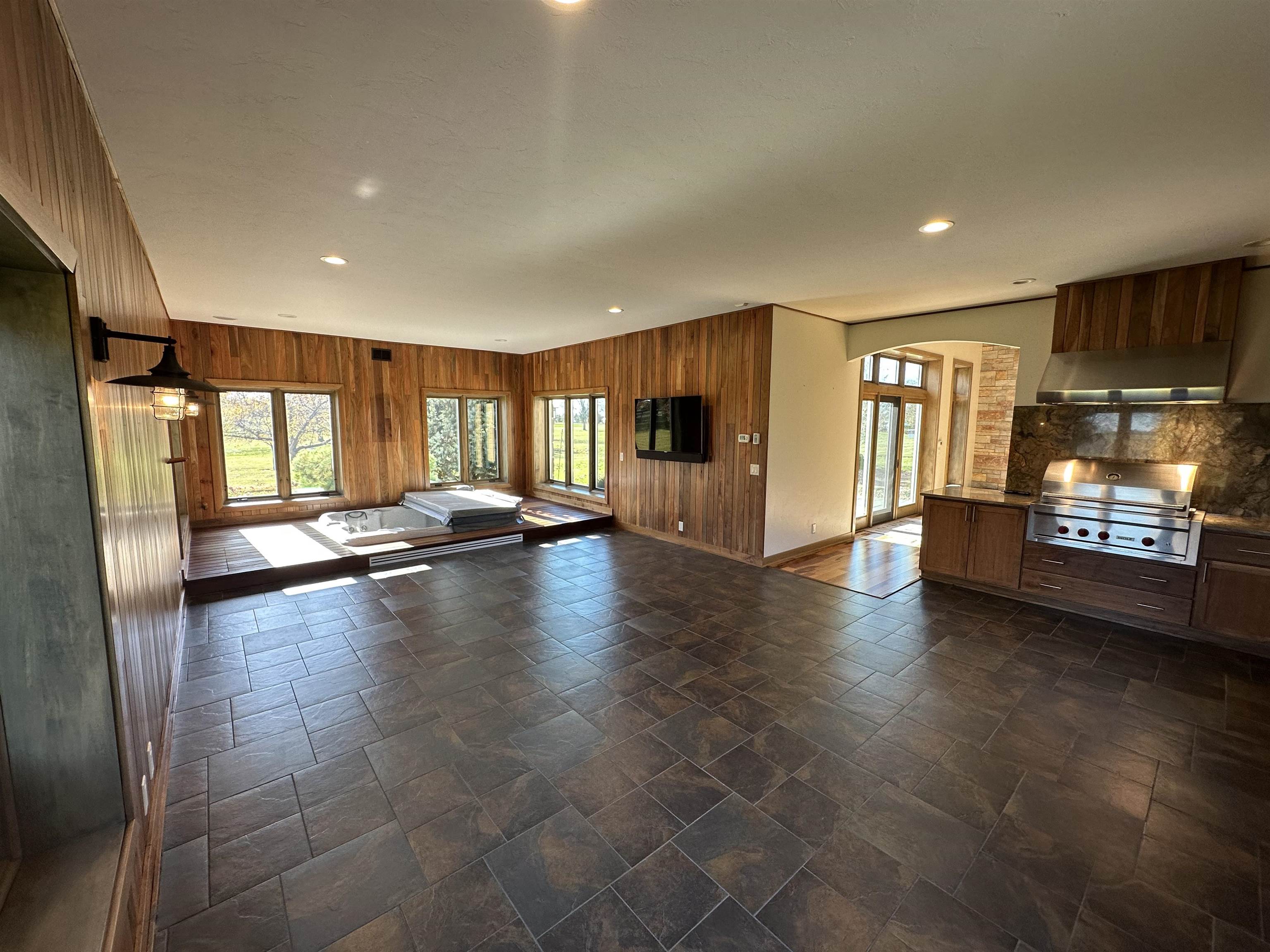 Edgerton, Wisconsin 53534, United States, 3 Bedrooms Bedrooms, ,3 BathroomsBathrooms,Residential,Active,189515