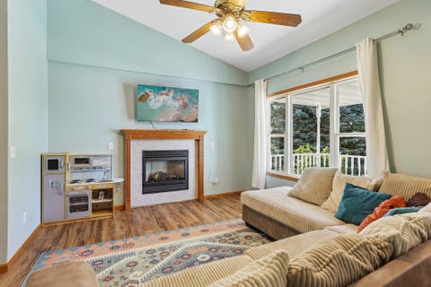Photo of 606 Garfield Avenue, Evansville, WI 53536 (MLS # 2026200)