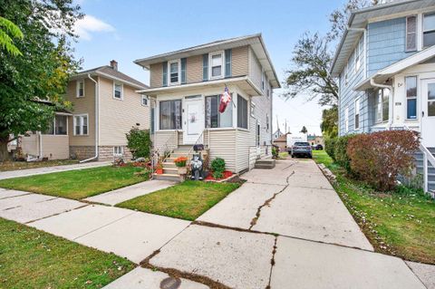 Photo of 372 Amory Street, Fond Du Lac, WI 54936 (MLS # 2011443) Photo of 372 Amory Street, Fond Du Lac, WI 54936 (MLS # 2011443)