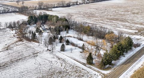 Photo of 429 State Hwy 138 Road, Stoughton, WI 53589 (MLS # 2016893)