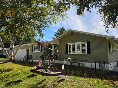 Photo of 908 Mildred Avenue, Edgerton, WI 53534 (MLS # 2033697)