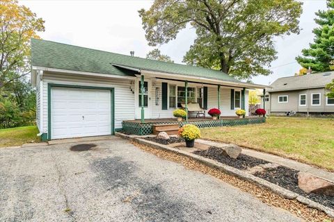 Photo of 149 S Pine Street, Adams, WI 53910 (MLS # 2010966) Photo of 149 S Pine Street, Adams, WI 53910 (MLS # 2010966)