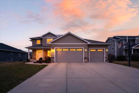 Photo of 673 Prairie Grass Road, Oregon, WI 53575 (MLS # 2018247)