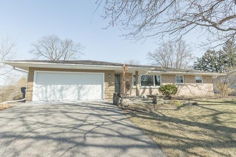 417 N High Street, Cambridge, WI 53523 - #: 1995942