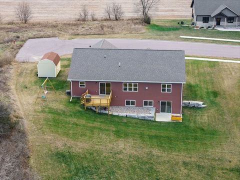 Tiny photo for 2131 Woodland Trail, Reedsburg, WI 53959 (MLS # 2012690)