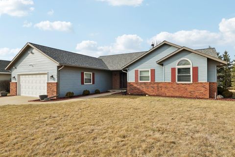 104 Sandridge Trail, Sun Prairie, WI 53590 - #: 1995436