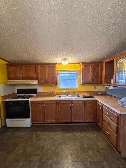 Tiny photo for 1510 14th Street, Hazel Green, WI 53811 (MLS # 2012921)