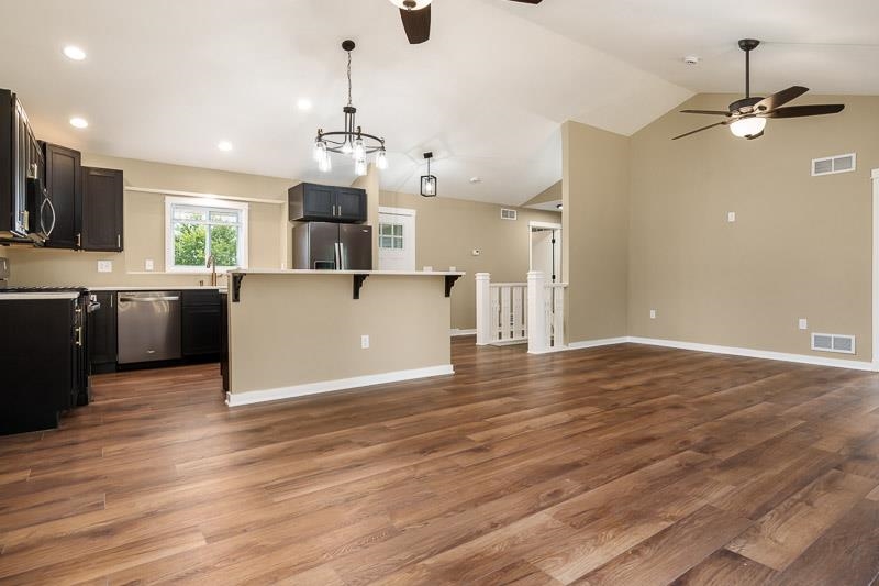 517 Waveland Road