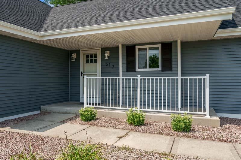 517 Waveland Road