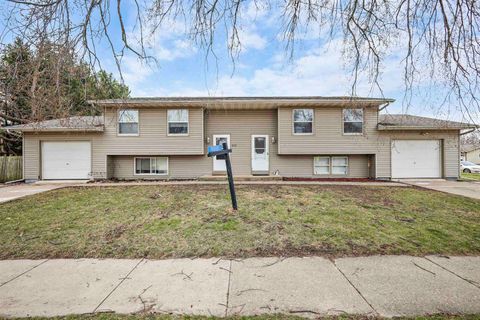 Photo of 1515-1517 W State Street, Janesville, WI 53546 (MLS # 2019097)