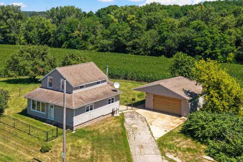 Photo of 690 Highway 14, Oregon, WI 53575 (MLS # 2029201)