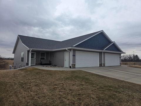 Photo of 1207 Cody Parkway, Platteville, WI 53818 (MLS # 2016954)