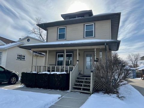 Photo of 938 Benton Avenue, Janesville, WI 53545 (MLS # 2015892)