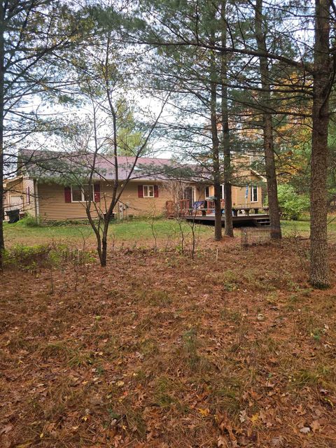 Photo of 1129 Gale Avenue, Wisconsin Dells, WI 53965 (MLS # 2011302)