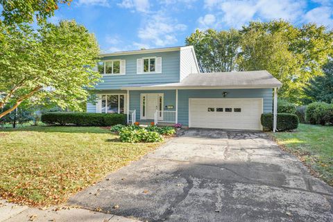 Photo of 2217 Westbrook Lane, Madison, WI 53711 (MLS # 2016292)