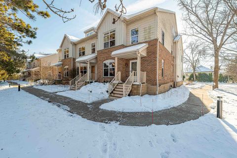 Photo of 2892 S Seminole Highway 6 #6, Fitchburg, WI 53711 (MLS # 2013974)