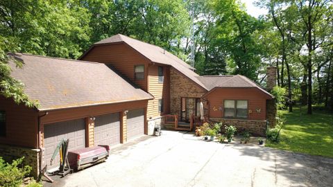 Photo of 311 Maple Heights Road, Marshall, WI 53559 (MLS # 2025225)