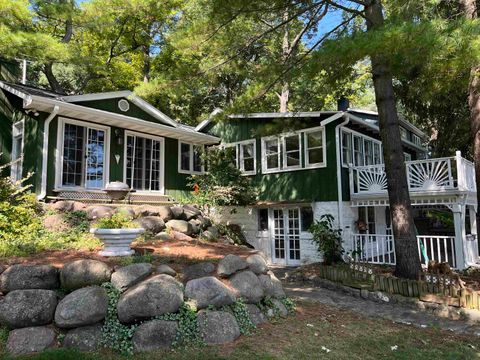 Photo of 10488 N Riverview East Drive, Edgerton, WI 53534 (MLS # 2008808)
