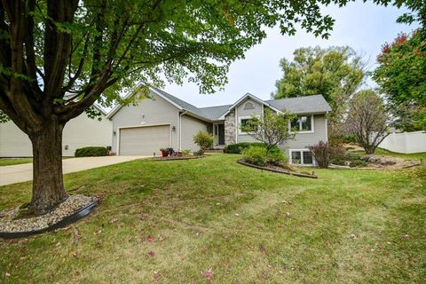 Photo of 1792 Frawley Drive, Sun Prairie, WI 53590 (MLS # 2009903)