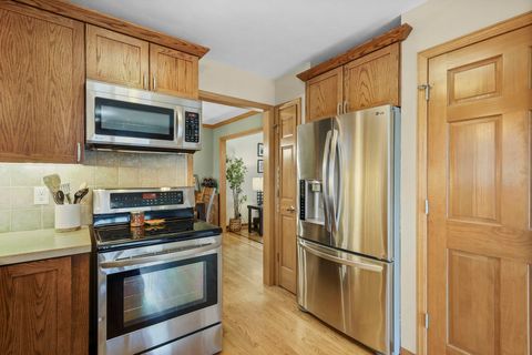 Tiny photo for 938 Johnson Avenue, Oregon, WI 53575 (MLS # 2012493)