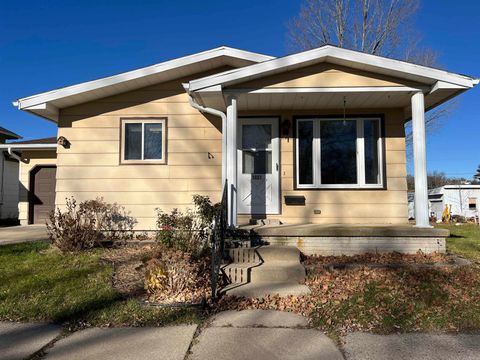 Tiny photo for 1027 Prairie Avenue, Hillsboro, WI 54634 (MLS # 2013044)