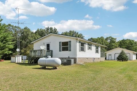 Tiny photo for 1328 Fish Drive, Wisconsin Dells, WI 53965 (MLS # 2006016)