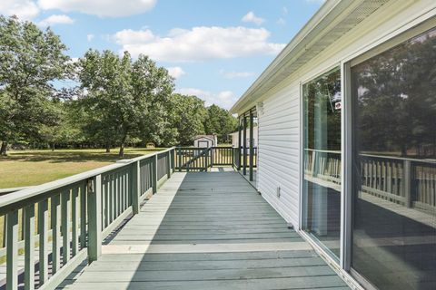 Tiny photo for 1328 Fish Drive, Wisconsin Dells, WI 53965 (MLS # 2006016)