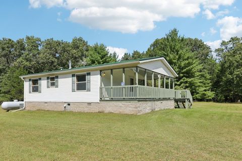 Tiny photo for 1328 Fish Drive, Wisconsin Dells, WI 53965 (MLS # 2006016)