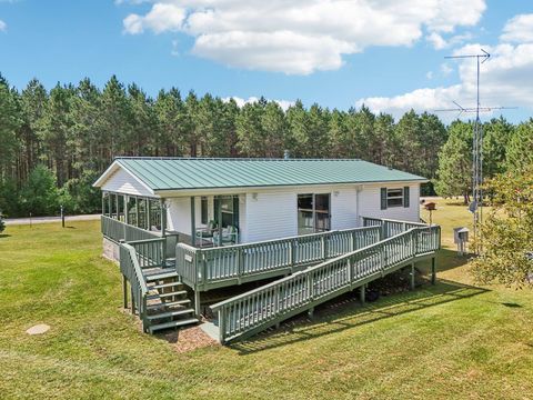 Tiny photo for 1328 Fish Drive, Wisconsin Dells, WI 53965 (MLS # 2006016)