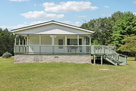 Photo of 1328 Fish Drive, Wisconsin Dells, WI 53965 (MLS # 2006016) Photo of 1328 Fish Drive, Wisconsin Dells, WI 53965 (MLS # 2006016)