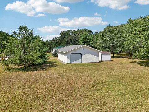Tiny photo for 1328 Fish Drive, Wisconsin Dells, WI 53965 (MLS # 2006016)