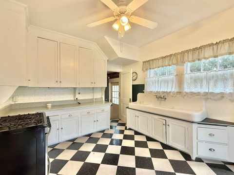 Tiny photo for 647 Milwaukee Road, Beloit, WI 53511 (MLS # 2013100)