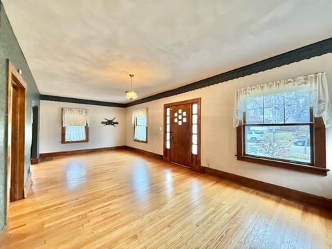 Tiny photo for 647 Milwaukee Road, Beloit, WI 53511 (MLS # 2013100)