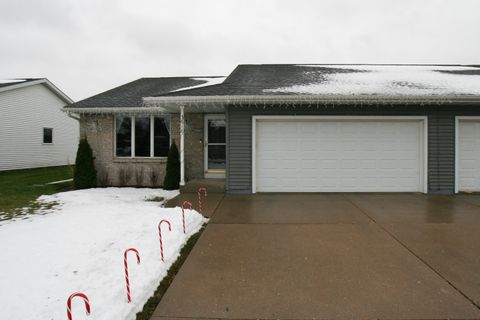 Photo of 3618 La Mancha Drive, Janesville, WI 53546 (MLS # 2013922)