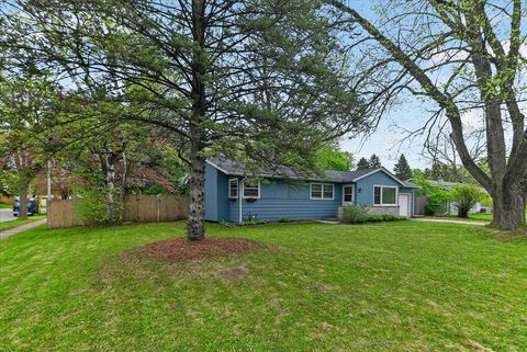 Photo of 2101 Leland Drive, Madison, WI 53711 (MLS # 2022436)