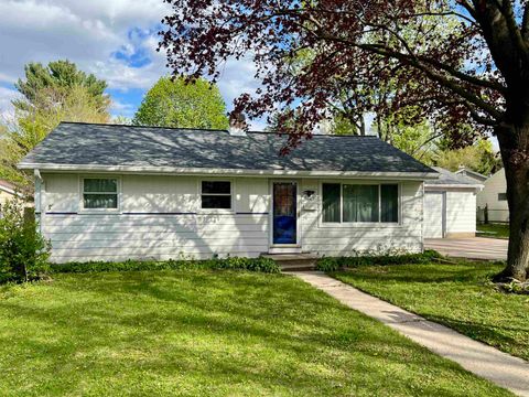 Photo of 4417 Jay Drive, Madison, WI 53704 (MLS # 2022285)