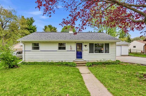 Photo of 4417 Jay Drive, Madison, WI 53704 (MLS # 2022285)